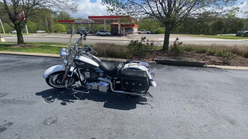2008 HARLEY-DAVIDSON FLSTNI HEAVY WEIGHT