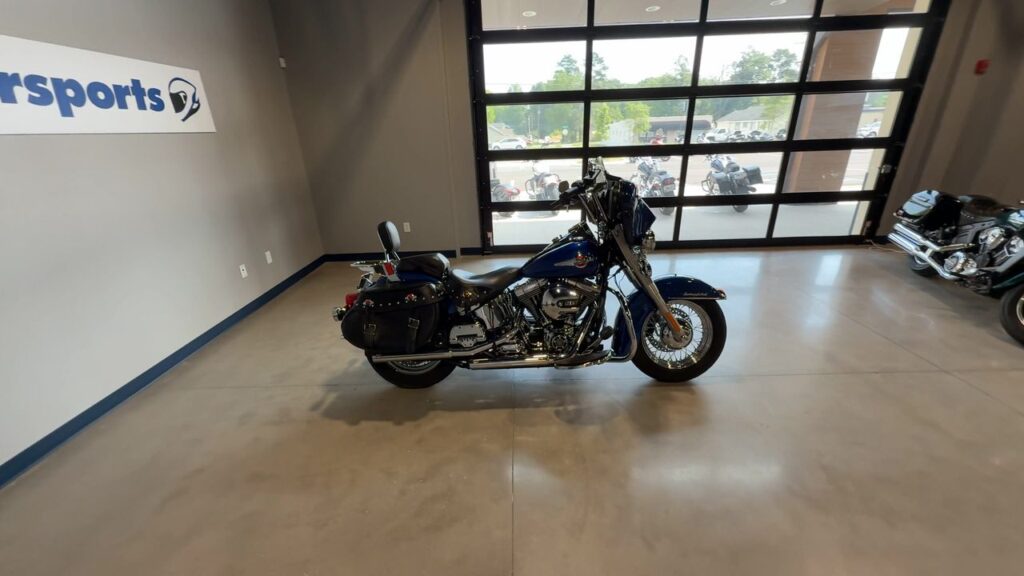 2017 HARLEY-DAVIDSON FLSTC103 HEAVY WEIGHT