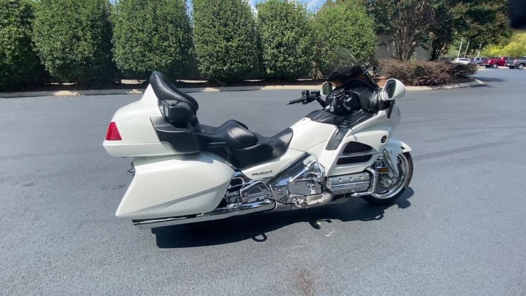 2012 HONDA GL1800 ROAD/STREET