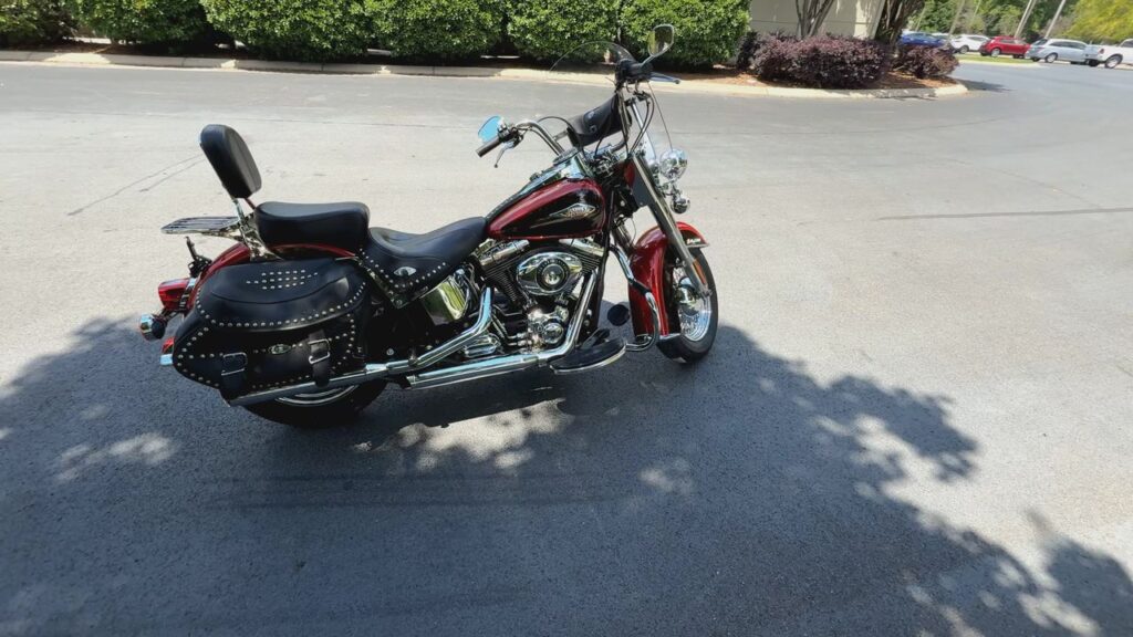 2013 HARLEY-DAVIDSON FLSTC103 HEAVY WEIGHT
