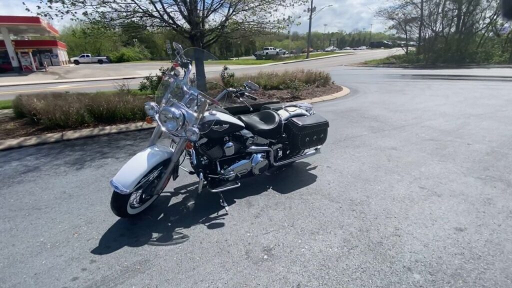 2008 HARLEY-DAVIDSON FLSTNI HEAVY WEIGHT