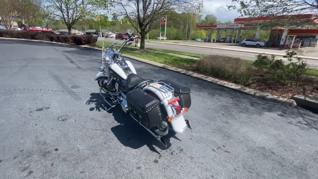 2008 HARLEY-DAVIDSON FLSTNI HEAVY WEIGHT