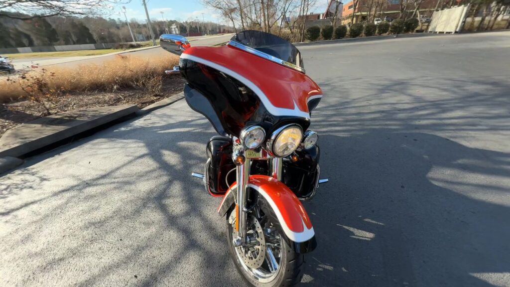 2012 HARLEY-DAVIDSON FLHTCUSE HEAVY WEIGHT