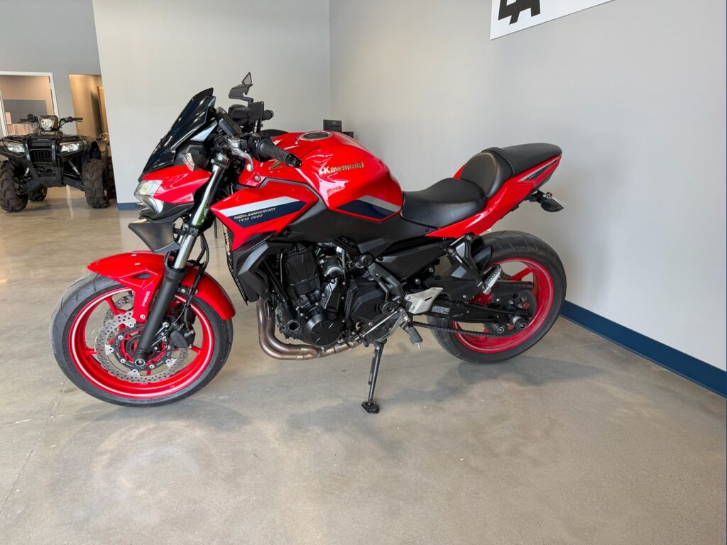 2022 KAWASAKI ER650KNFCL