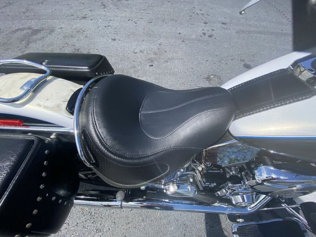 2008 HARLEY-DAVIDSON FLSTNI HEAVY WEIGHT