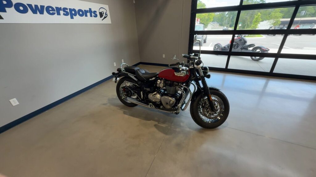 2023 TRIUMPH BONNEVILLE HEAVY WEIGHT