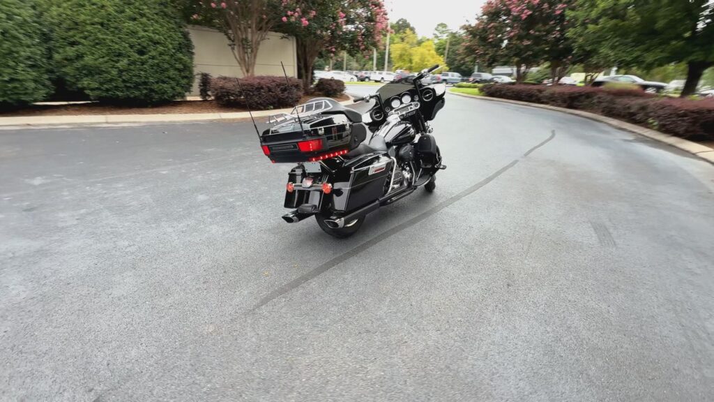 2013 HARLEY-DAVIDSON FLHTCUI HEAVY WEIGHT