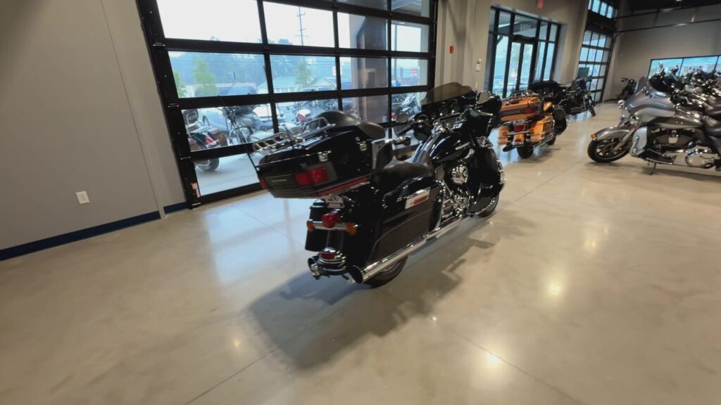 2012 HARLEY-DAVIDSON FLHTK HEAVY WEIGHT