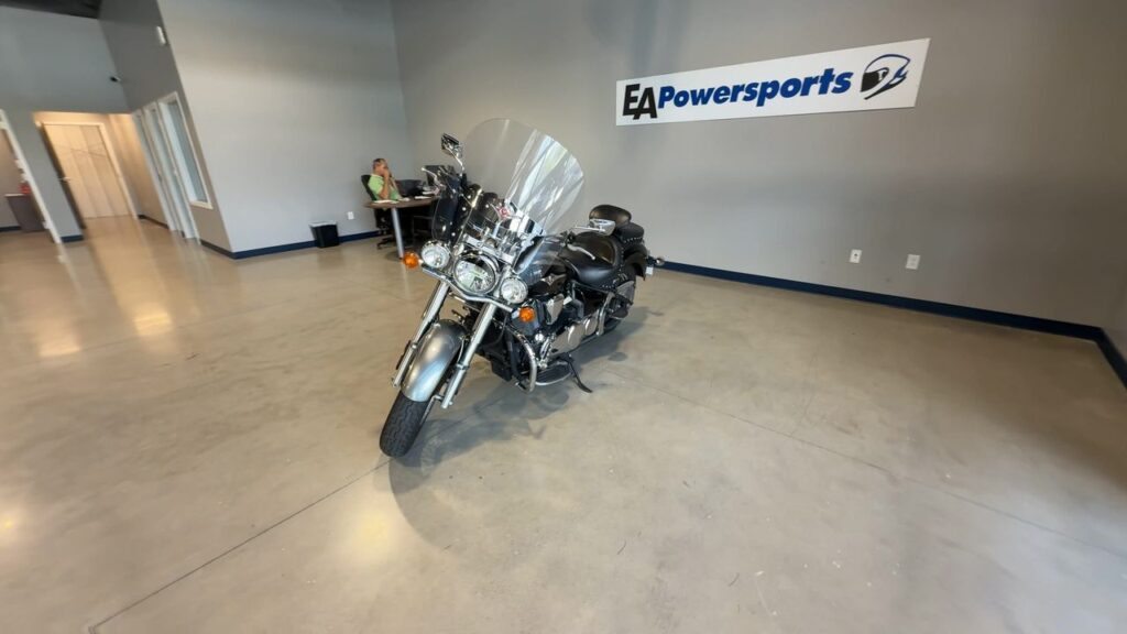 2012 KAWASAKI VULCAN 900 CLASSIC L Cruiser