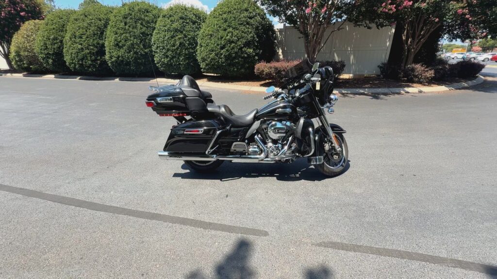 2015 HARLEY-DAVIDSON FLHTCUI HEAVY WEIGHT