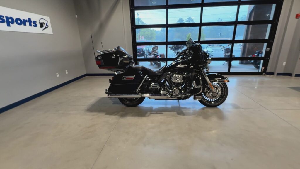2012 HARLEY-DAVIDSON FLHTK HEAVY WEIGHT