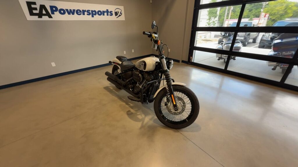 2021 HARLEY-DAVIDSON FXBBS HEAVY WEIGHT