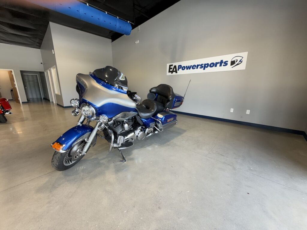 2009 HARLEY-DAVIDSON FLHTCUI HEAVY WEIGHT
