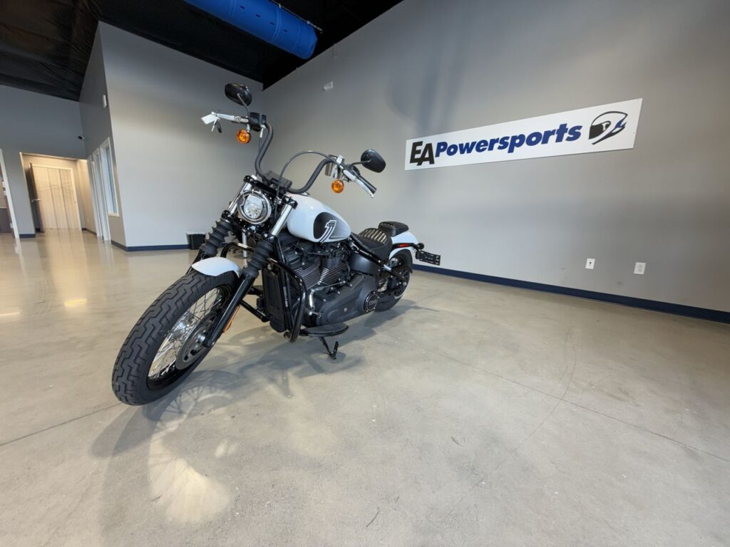 2021 HARLEY-DAVIDSON FXBBS HEAVY WEIGHT
