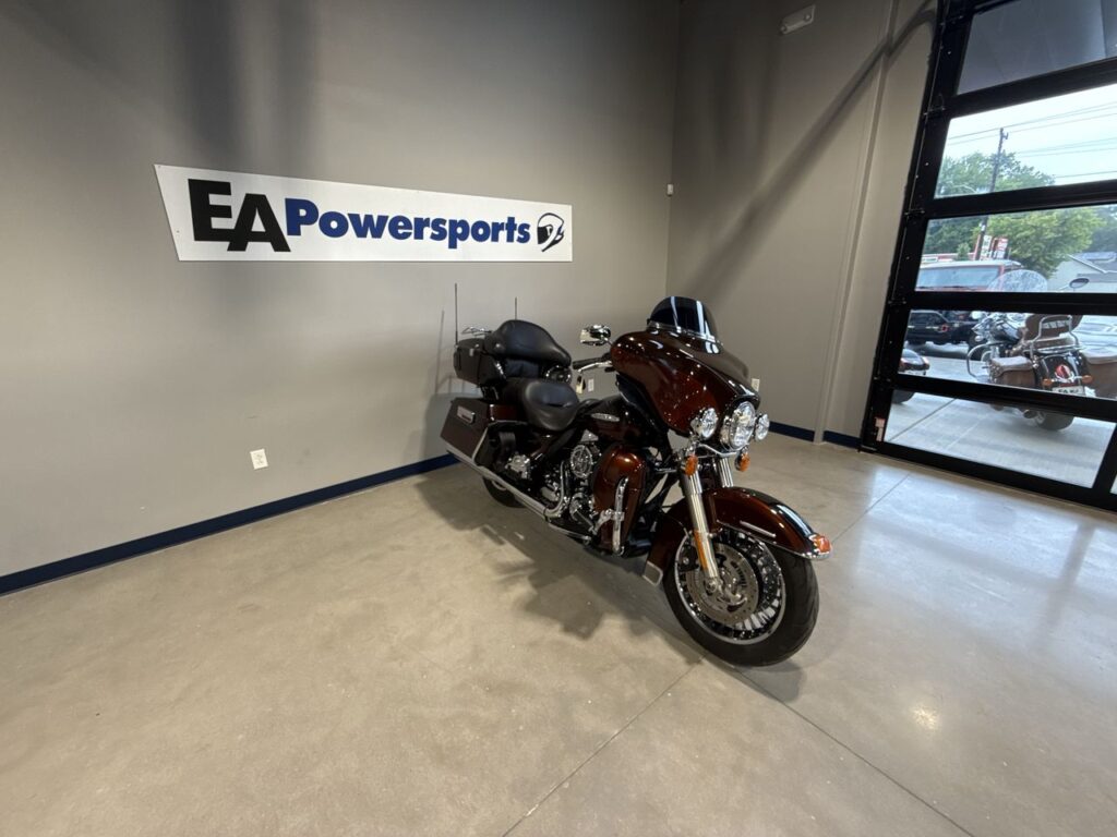 2011 HARLEY-DAVIDSON FLHTK HEAVY WEIGHT