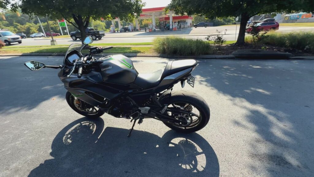 2024 KAWASAKI NINJA Sportbike