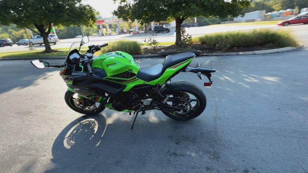 2023 KAWASAKI NINJA Sportbike