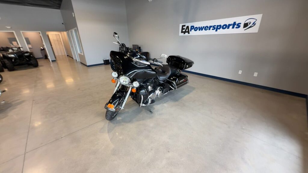 2010 HARLEY-DAVIDSON FLHTPI HEAVY WEIGHT