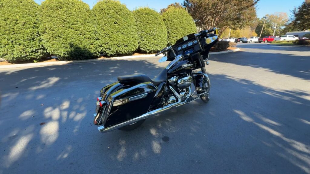 2019 HARLEY-DAVIDSON FLHX HEAVY WEIGHT