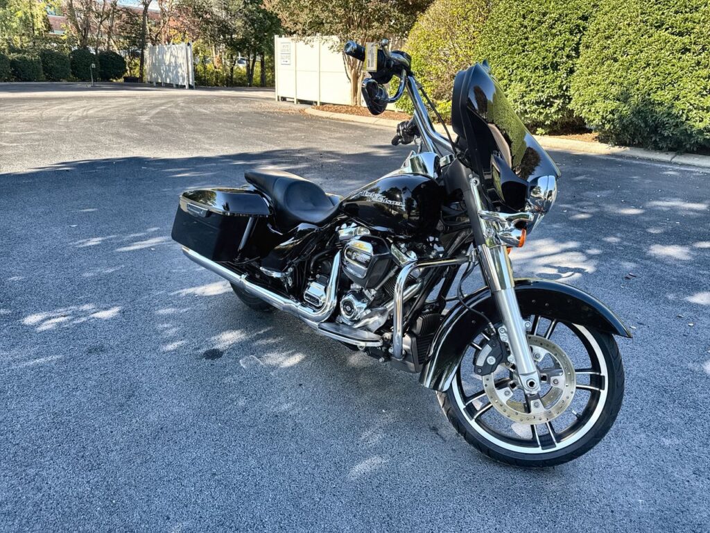 2019 HARLEY-DAVIDSON FLHX HEAVY WEIGHT