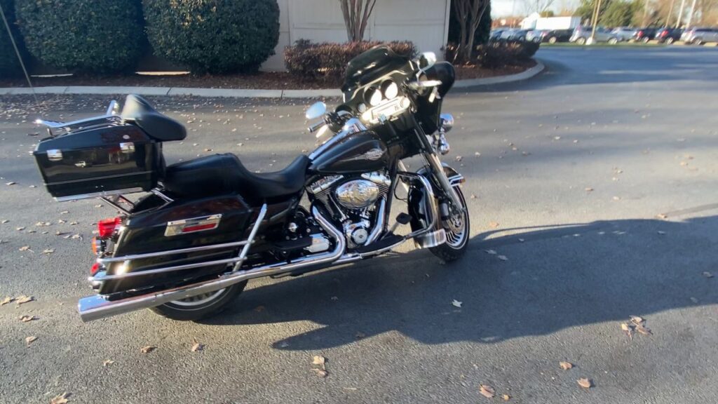 2013 HARLEY-DAVIDSON FLHTCI Classic