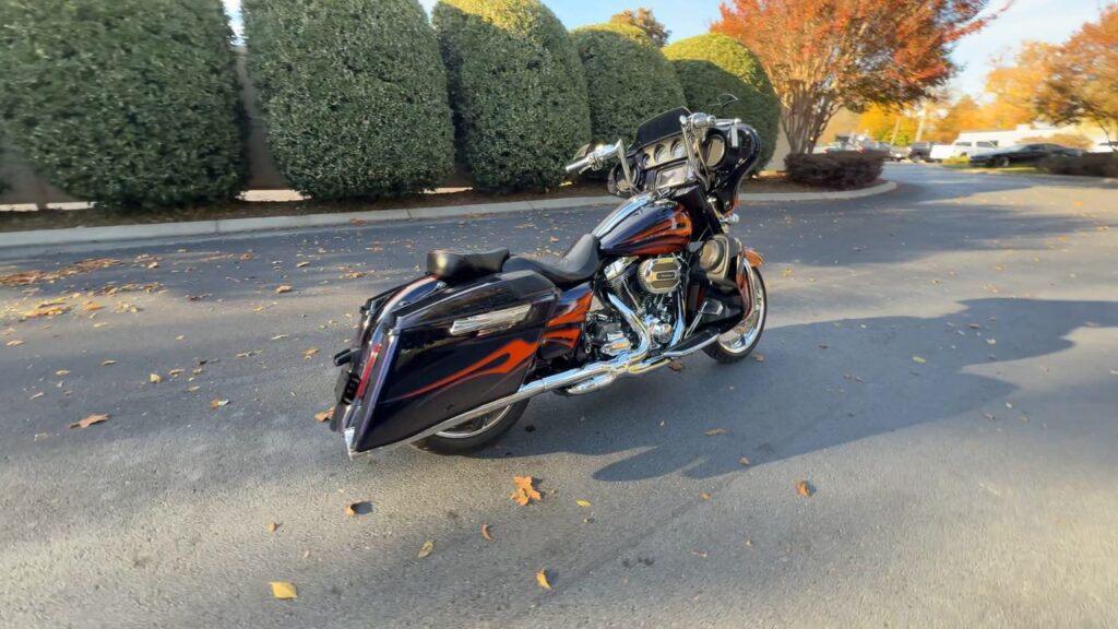 2015 HARLEY-DAVIDSON FLHXSE CVO HEAVY WEIGHT