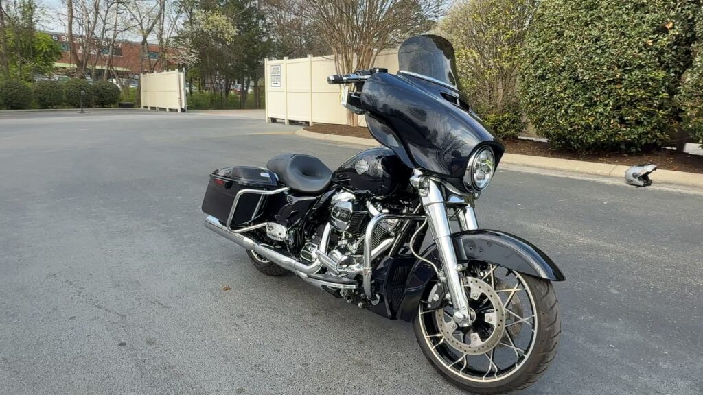 2019 HARLEY-DAVIDSON FLHX HEAVY WEIGHT