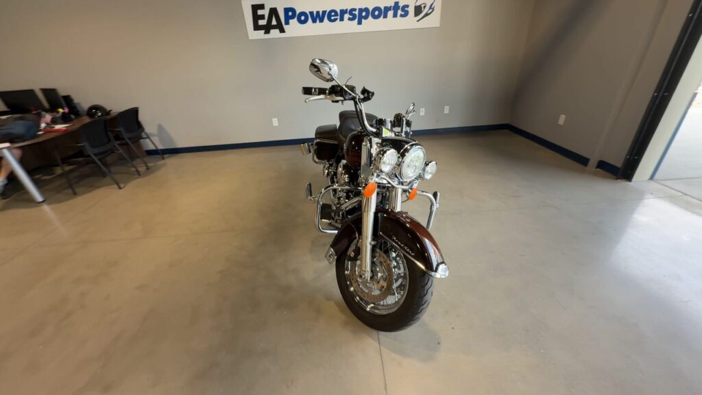 2011 HARLEY-DAVIDSON FLHRCI HEAVY WEIGHT