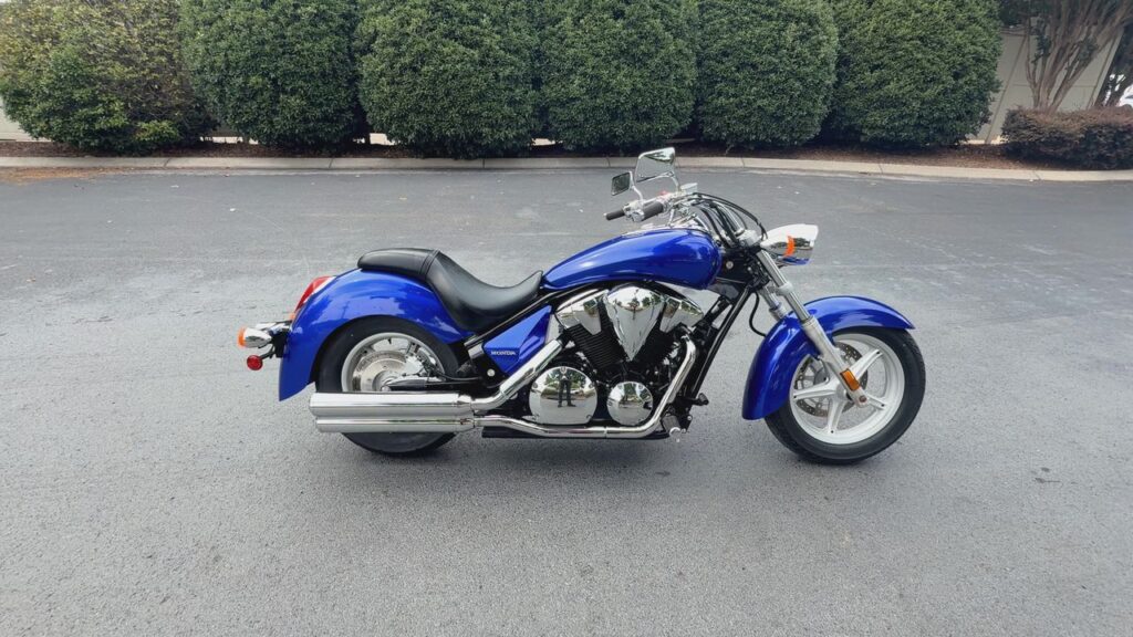 2015 HONDA VT1300 ROAD/STREET