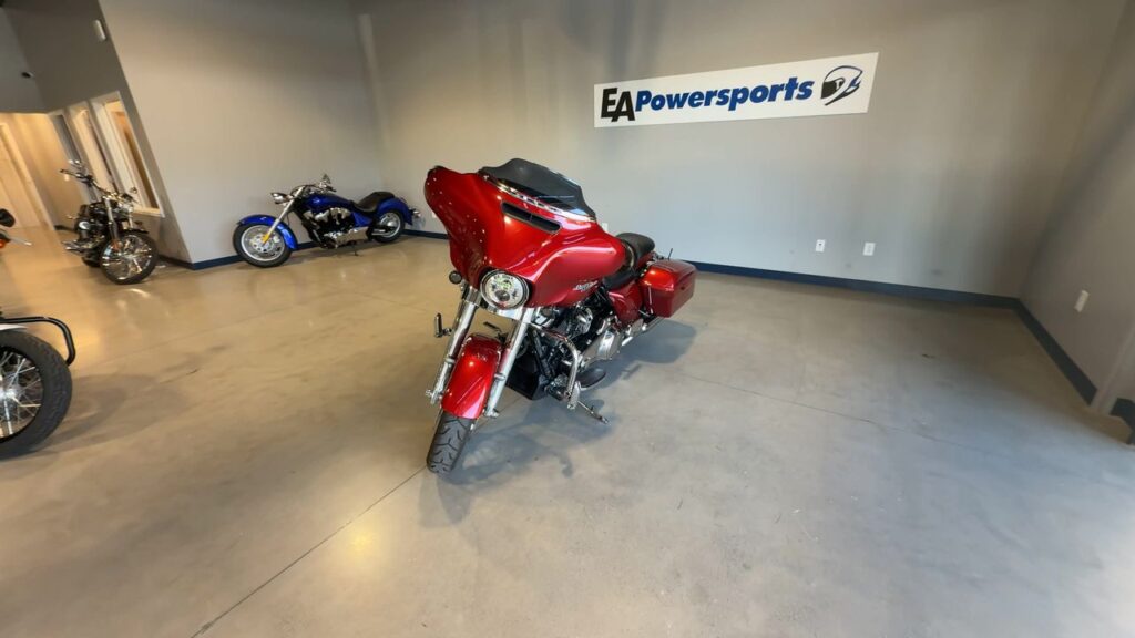 2018 HARLEY-DAVIDSON FLHX HEAVY WEIGHT