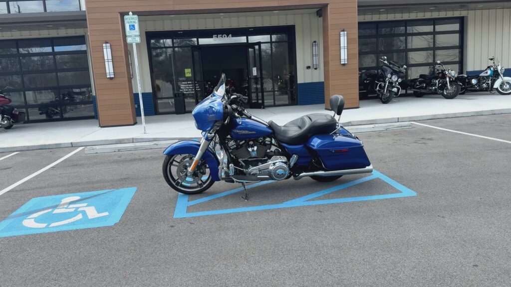 2017 HARLEY-DAVIDSON FLHXS HEAVY WEIGHT