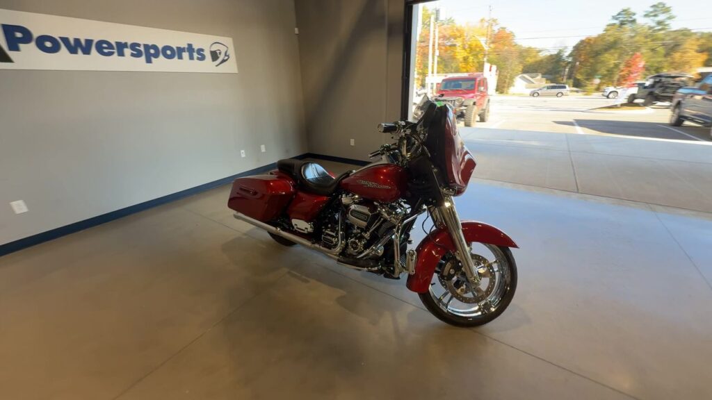 2018 HARLEY-DAVIDSON FLHX HEAVY WEIGHT