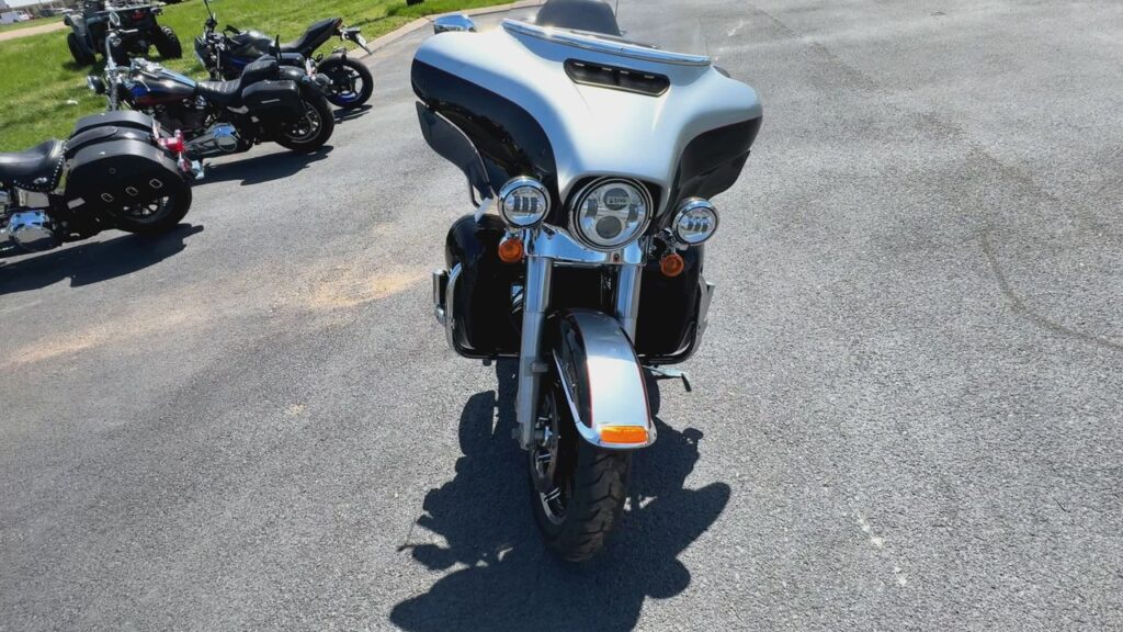 2015 HARLEY-DAVIDSON FLHTK Ultra Limited