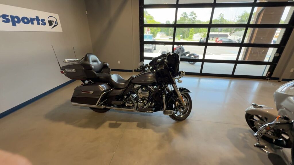 2014 HARLEY-DAVIDSON FLHTK HEAVY WEIGHT