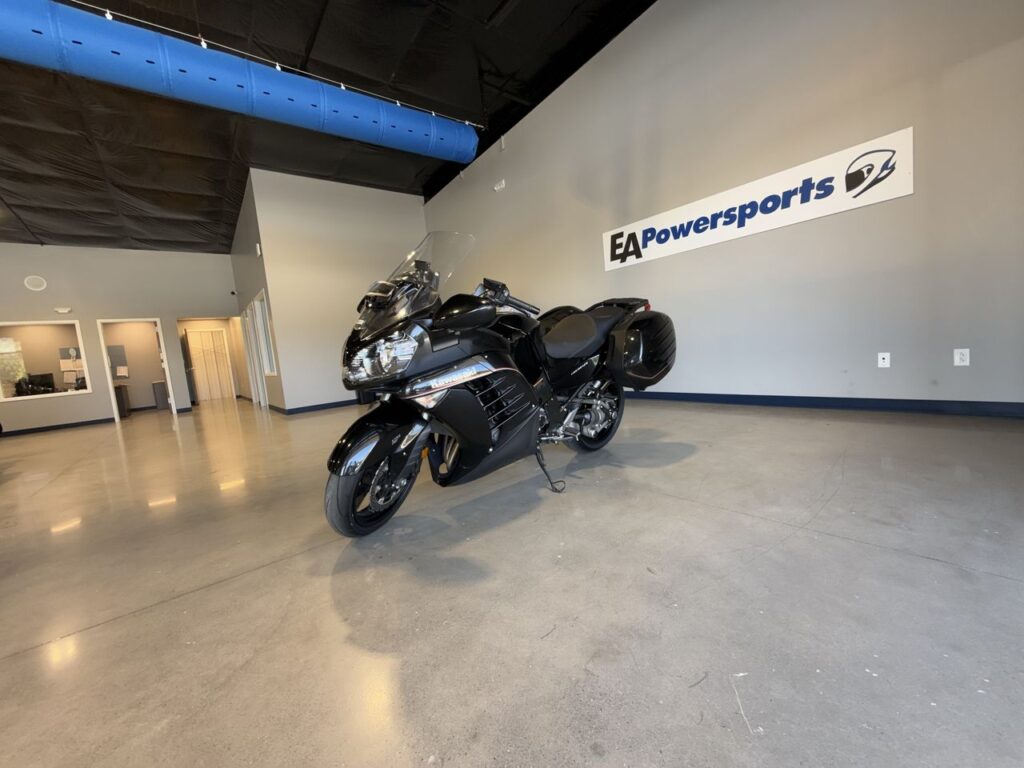 2022 KAWASAKI ZG1400D ROAD/STREET