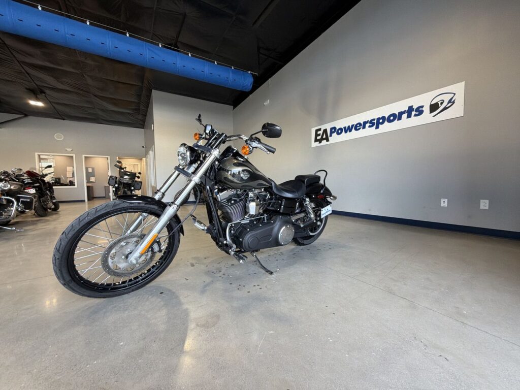 2016 HARLEY-DAVIDSON FXDWG HEAVY WEIGHT