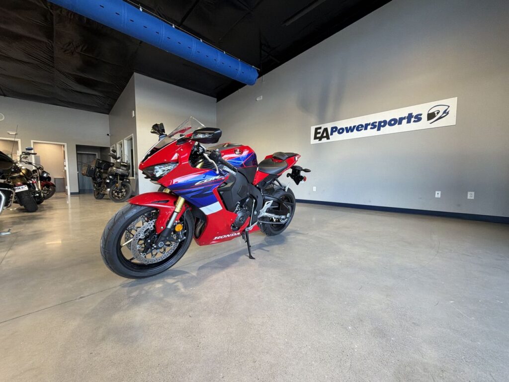 2024 HONDA CBR1000RR NA