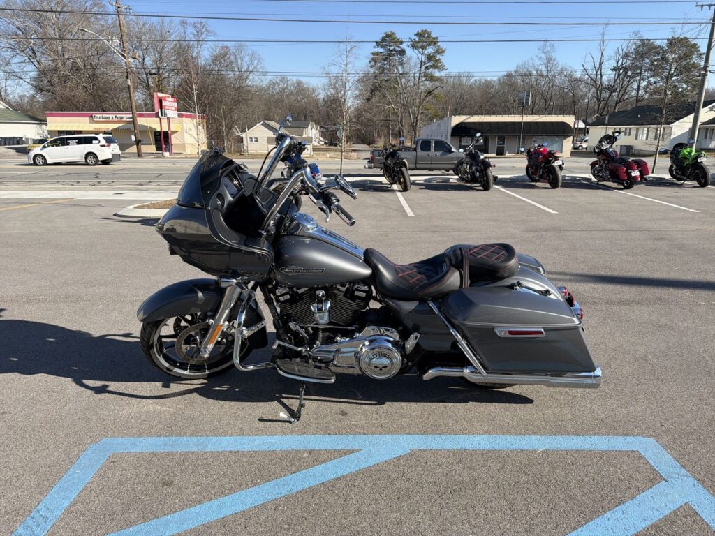 2021 HARLEY-DAVIDSON FLTRX HEAVY WEIGHT