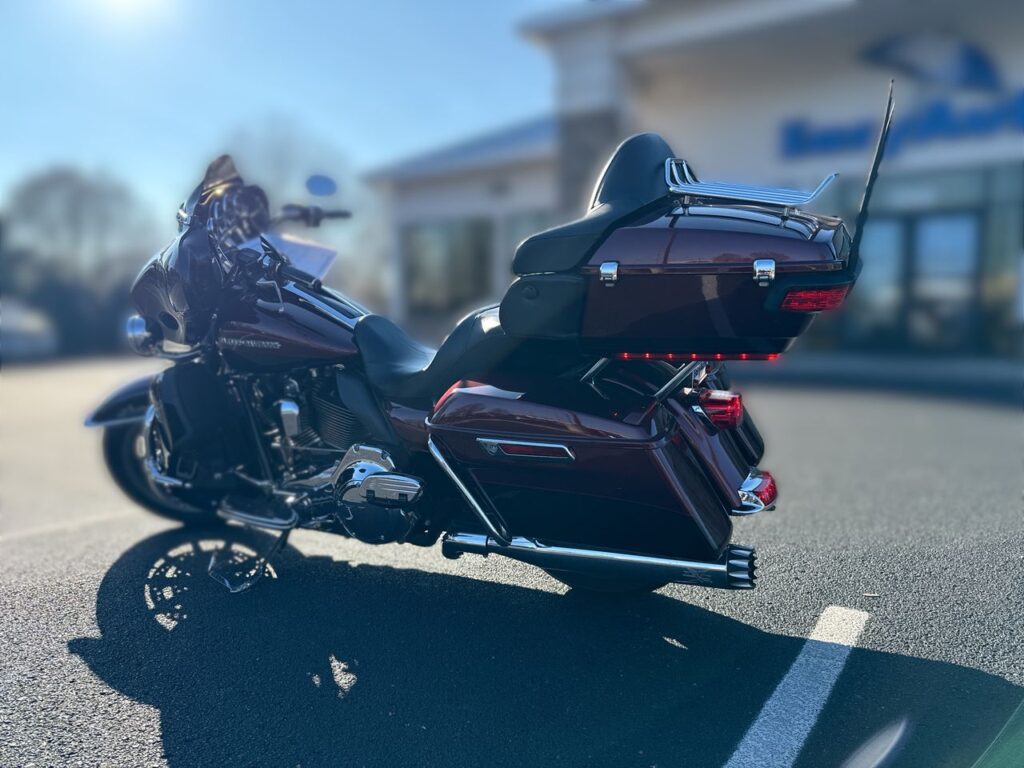 2015 HARLEY-DAVIDSON FLHTKL HEAVY WEIGHT