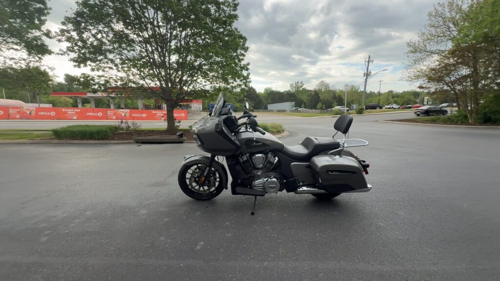 2020 INDIAN CHALLENGER SPORT TOURING