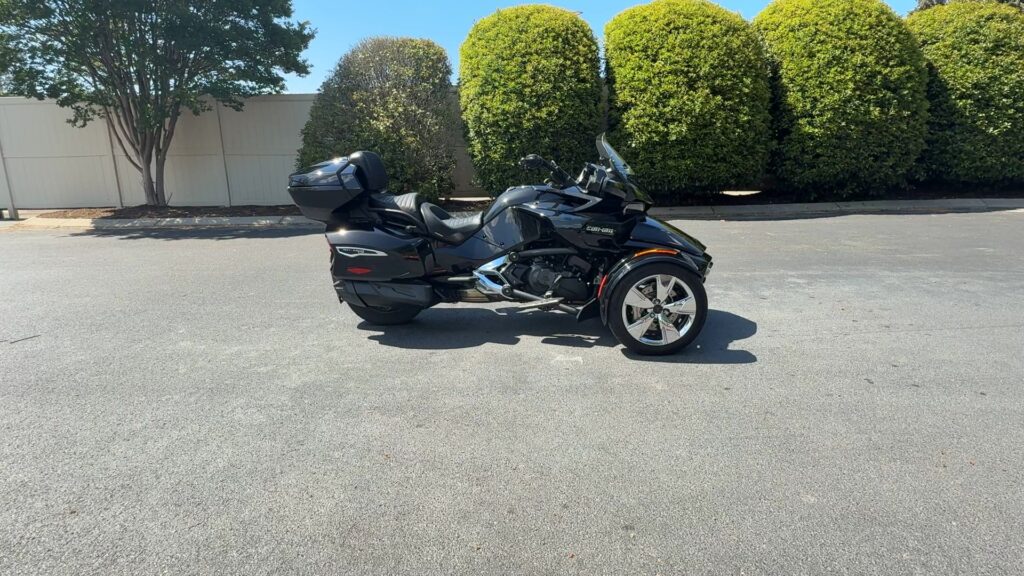 2022 CAN-AM SPYDER NA