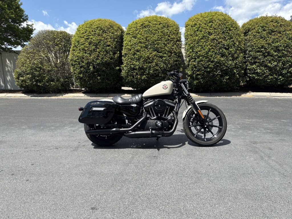 2022 HARLEY-DAVIDSON XL883N MIDDLEWEIGHT