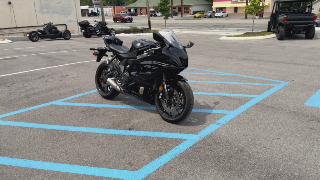 2023 YAMAHA YZF-R7 MC