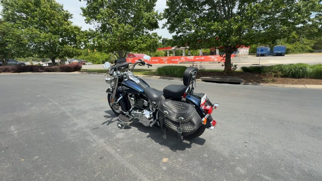 2013 HARLEY-DAVIDSON FLSTC103 HEAVY WEIGHT