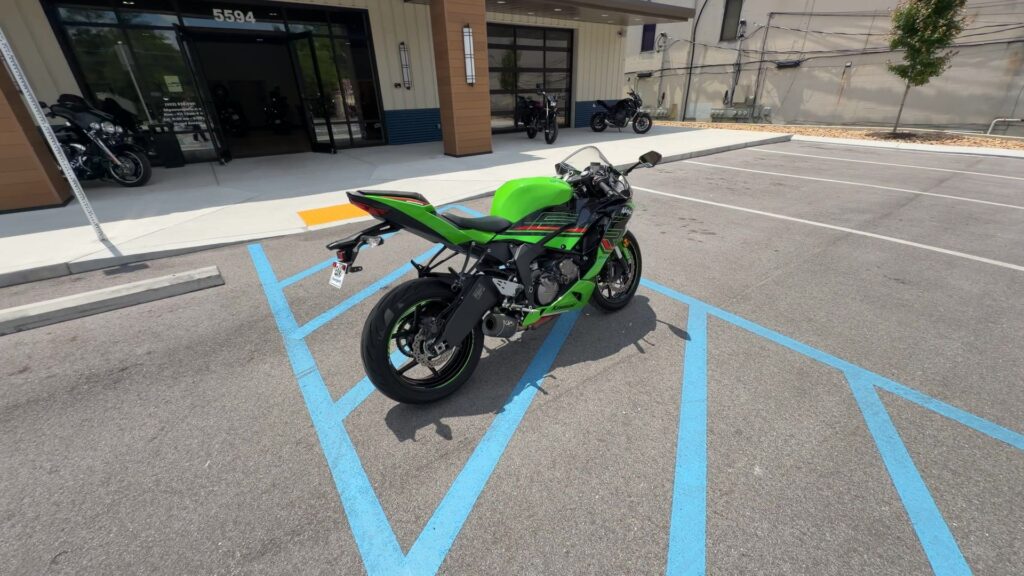 2023 KAWASAKI NINJA ZX-6R Sportbike