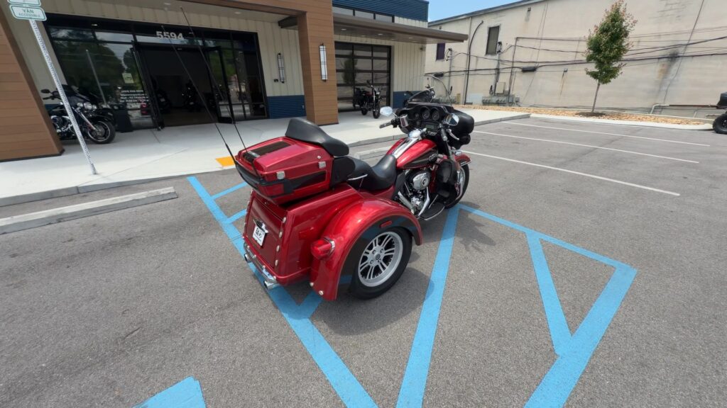 2012 HARLEY-DAVIDSON FLHTCUTG HEAVY WEIGHT