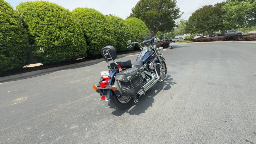 2013 HARLEY-DAVIDSON FLSTC103 HEAVY WEIGHT
