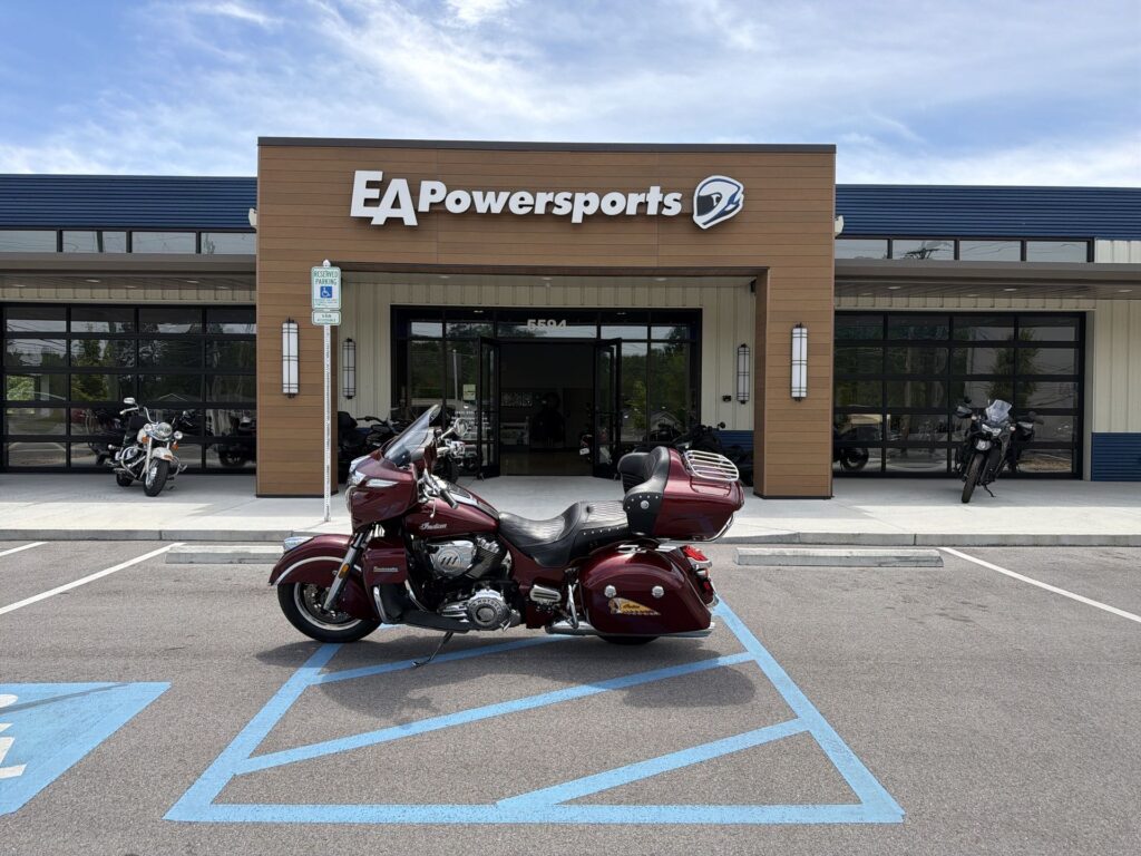 2017 INDIAN ROADMASTER STANDARD