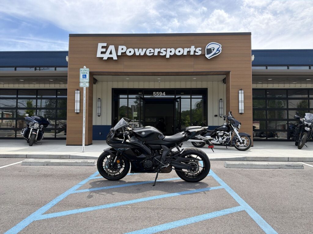 2023 YAMAHA YZF-R7 MC