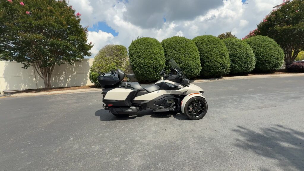 2020 CAN-AM SPYDER RT TOURING; ROADSTER